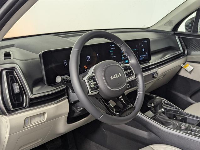 new 2025 Kia Sorento car, priced at $39,553
