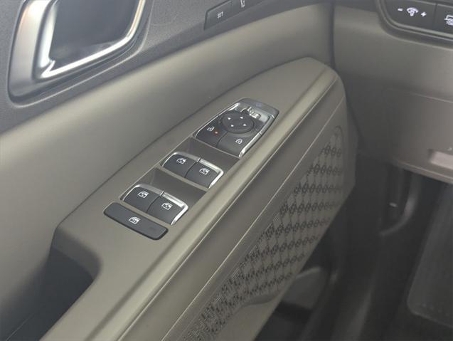 new 2026 Kia Carnival Hybrid car, priced at $45,385