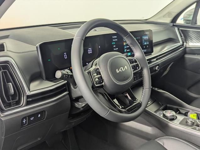 new 2025 Kia Sorento Hybrid car, priced at $38,646