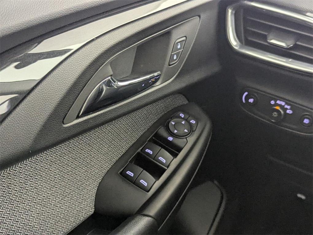 used 2023 Chevrolet TrailBlazer car, priced at $20,991