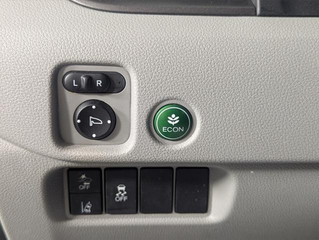 used 2021 Honda Pilot car, priced at $24,691