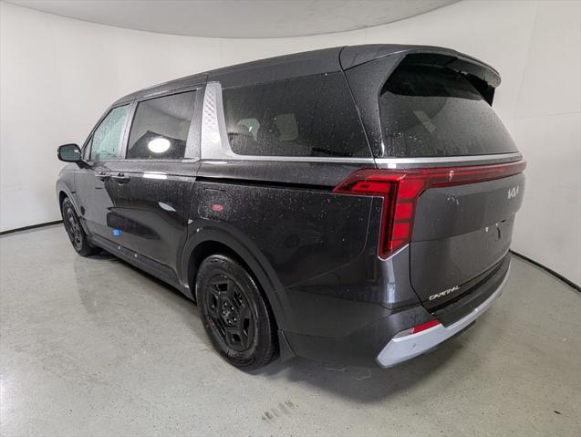 new 2025 Kia Carnival car, priced at $38,646
