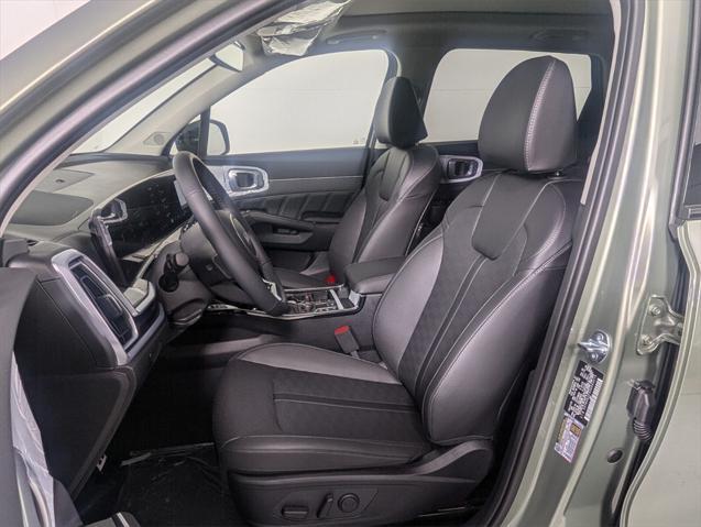 new 2025 Kia Sorento car, priced at $44,116