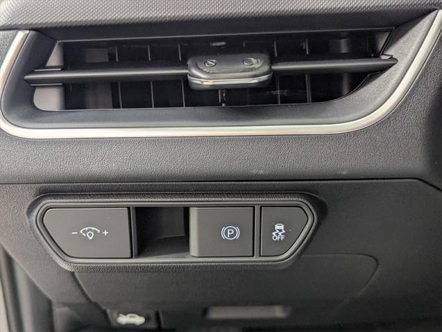 new 2025 Kia K4 car, priced at $23,123