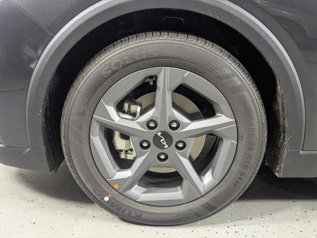 new 2025 Kia K4 car, priced at $23,123