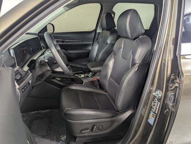 used 2024 Kia Telluride car, priced at $35,991