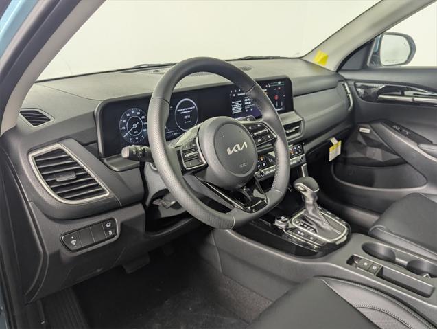 new 2025 Kia Seltos car, priced at $31,896