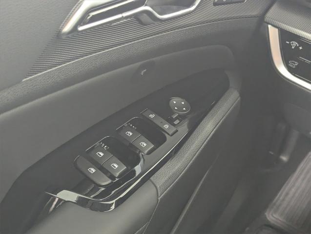 new 2025 Kia Sportage car, priced at $35,589