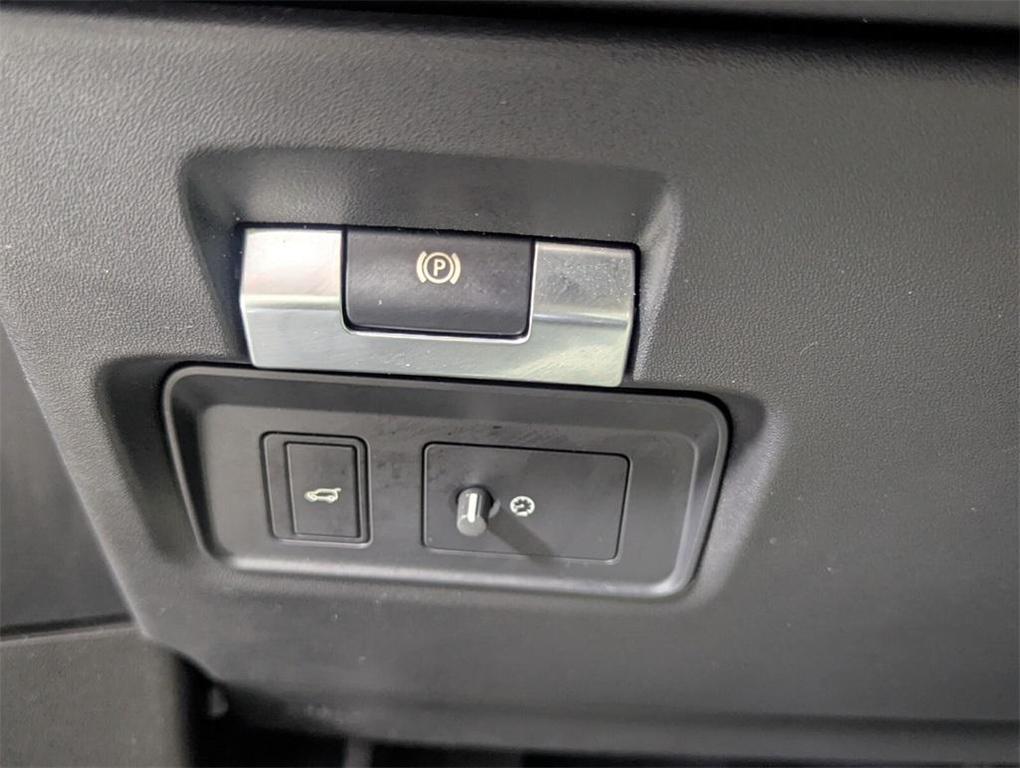 used 2020 Land Rover Range Rover Evoque car, priced at $21,491