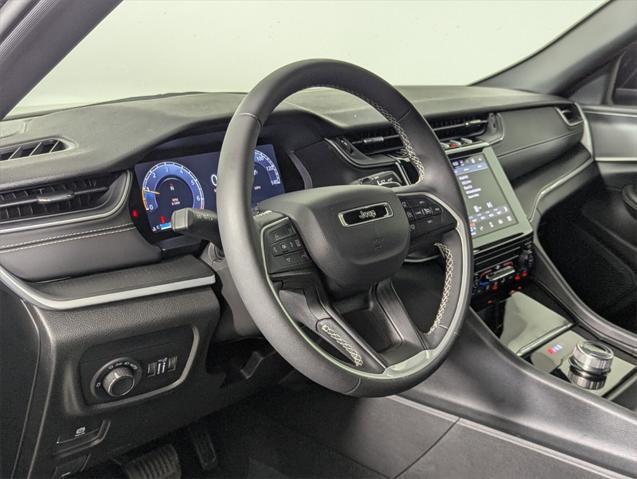 used 2024 Jeep Grand Cherokee car, priced at $28,891