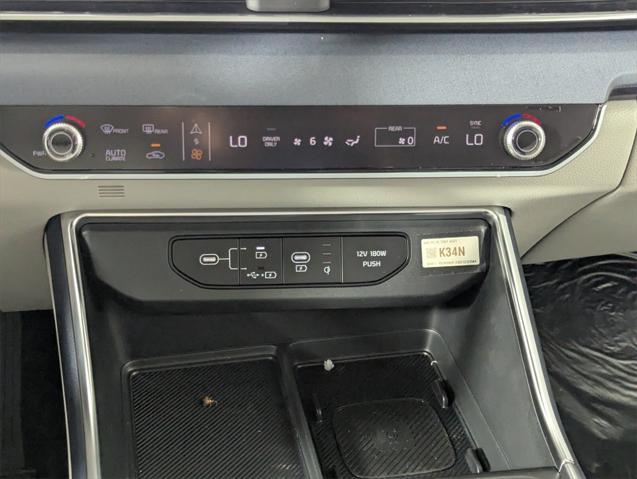new 2025 Kia Carnival Hybrid car, priced at $43,567