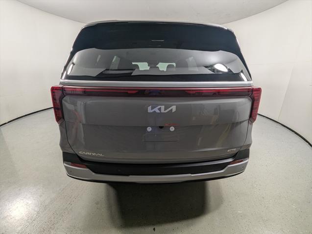 new 2025 Kia Carnival Hybrid car, priced at $43,567