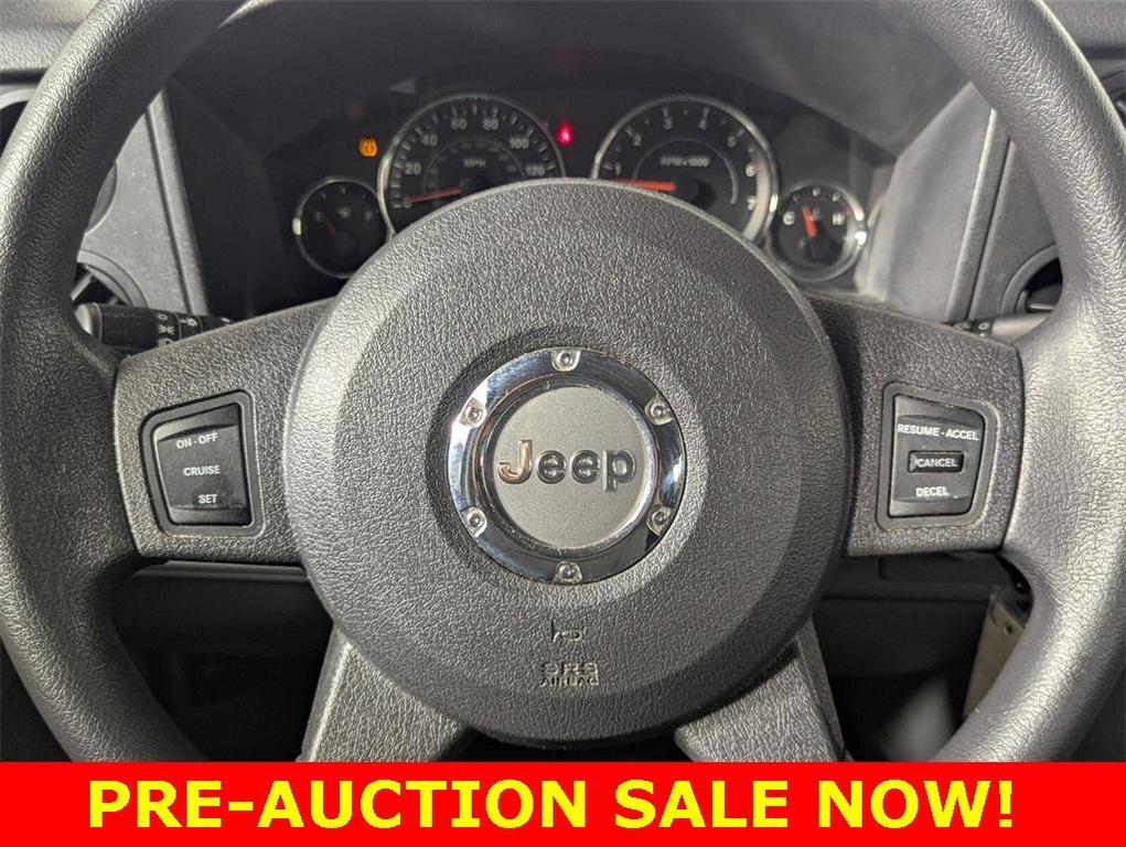 used 2007 Jeep Commander car, priced at $4,995