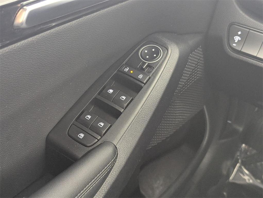 used 2024 Kia Seltos car, priced at $19,995