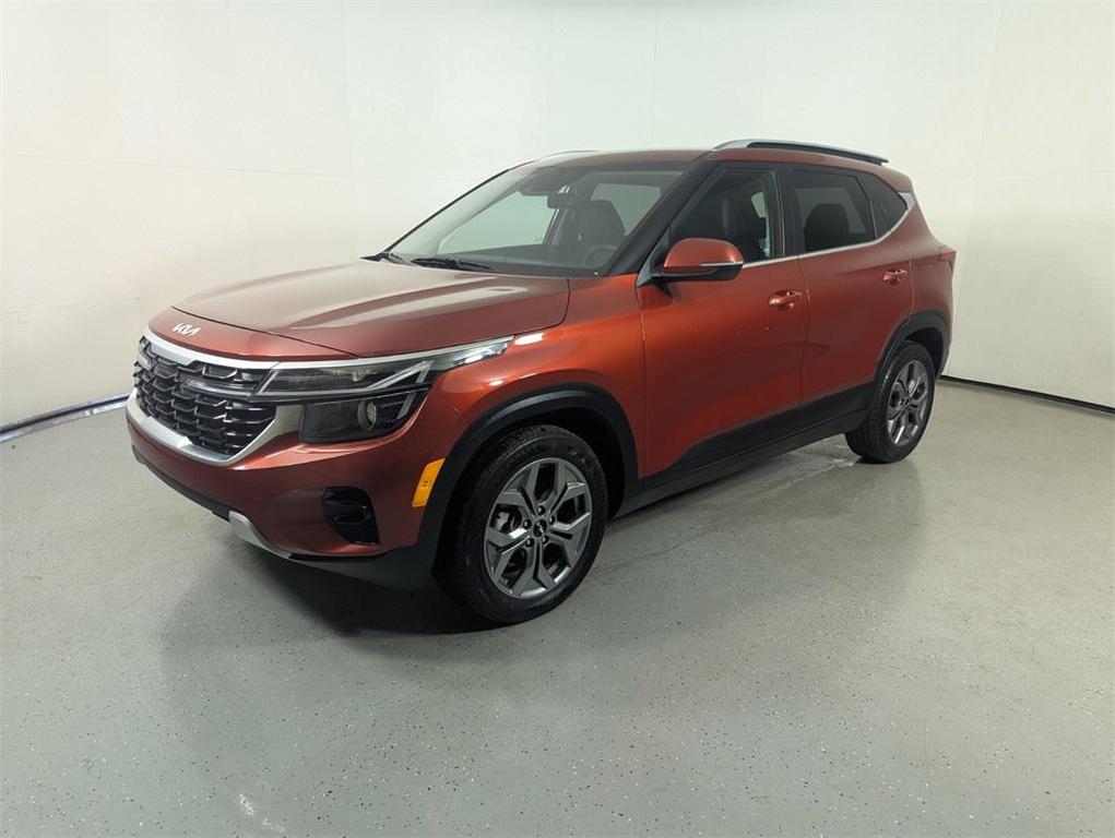 used 2024 Kia Seltos car, priced at $19,995