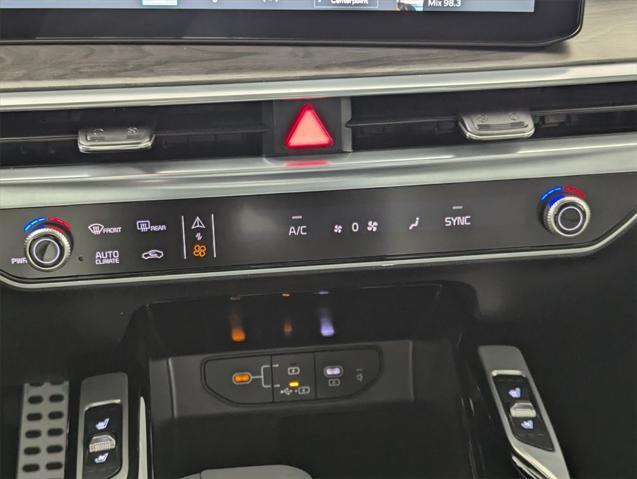 new 2025 Kia Sorento car, priced at $46,836