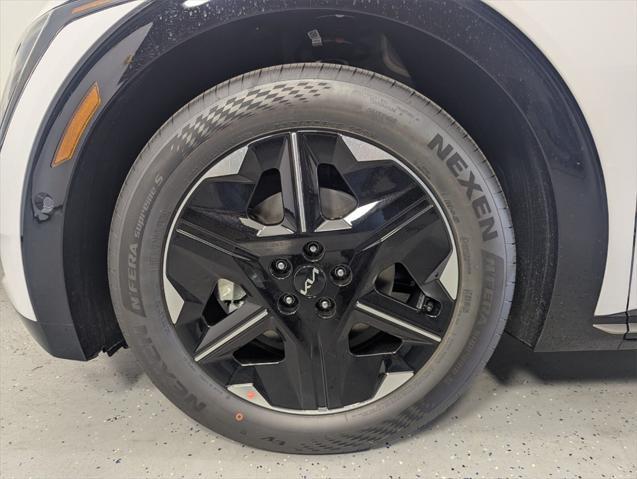 new 2025 Kia EV6 car, priced at $49,030