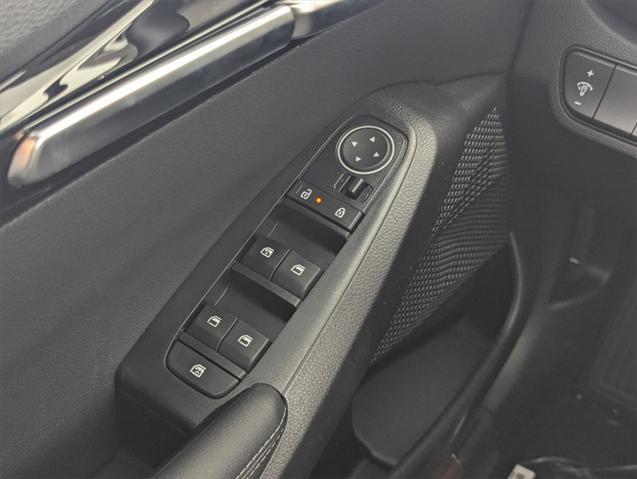 new 2025 Kia Seltos car, priced at $25,668
