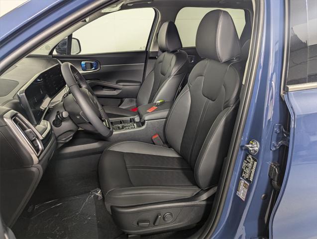 new 2025 Kia Sorento car, priced at $41,875