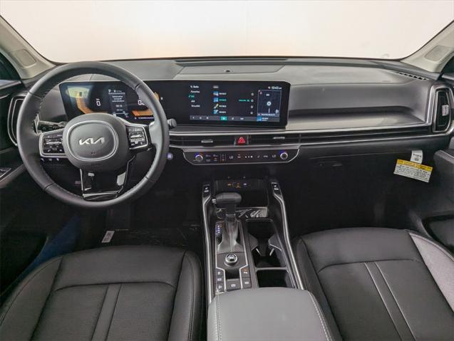 new 2025 Kia Sorento car, priced at $41,875