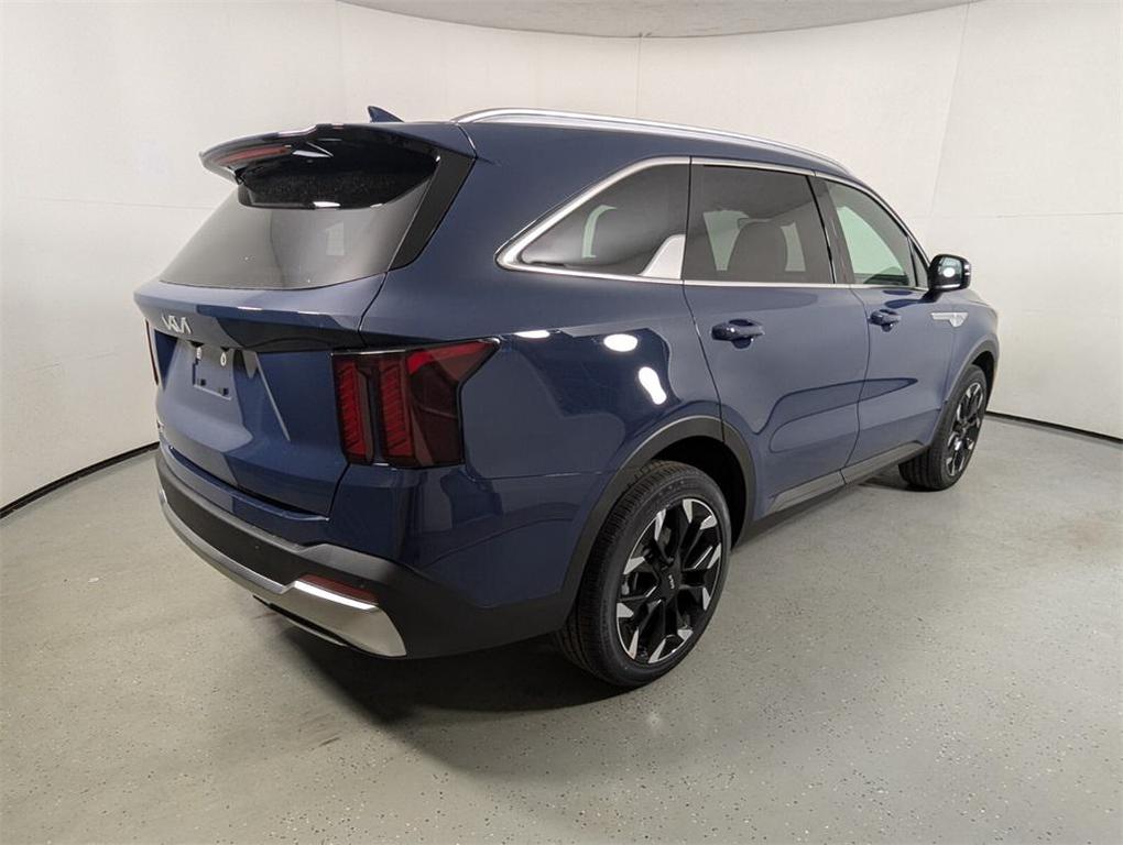 new 2025 Kia Sorento car, priced at $38,944