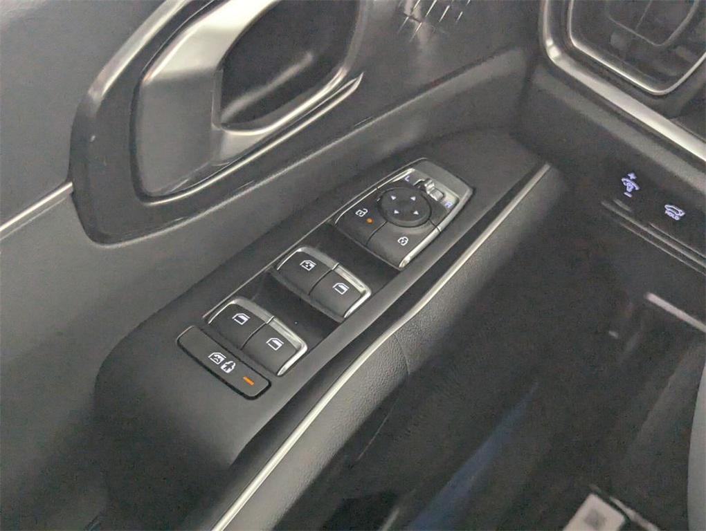 new 2025 Kia Sorento car, priced at $38,944