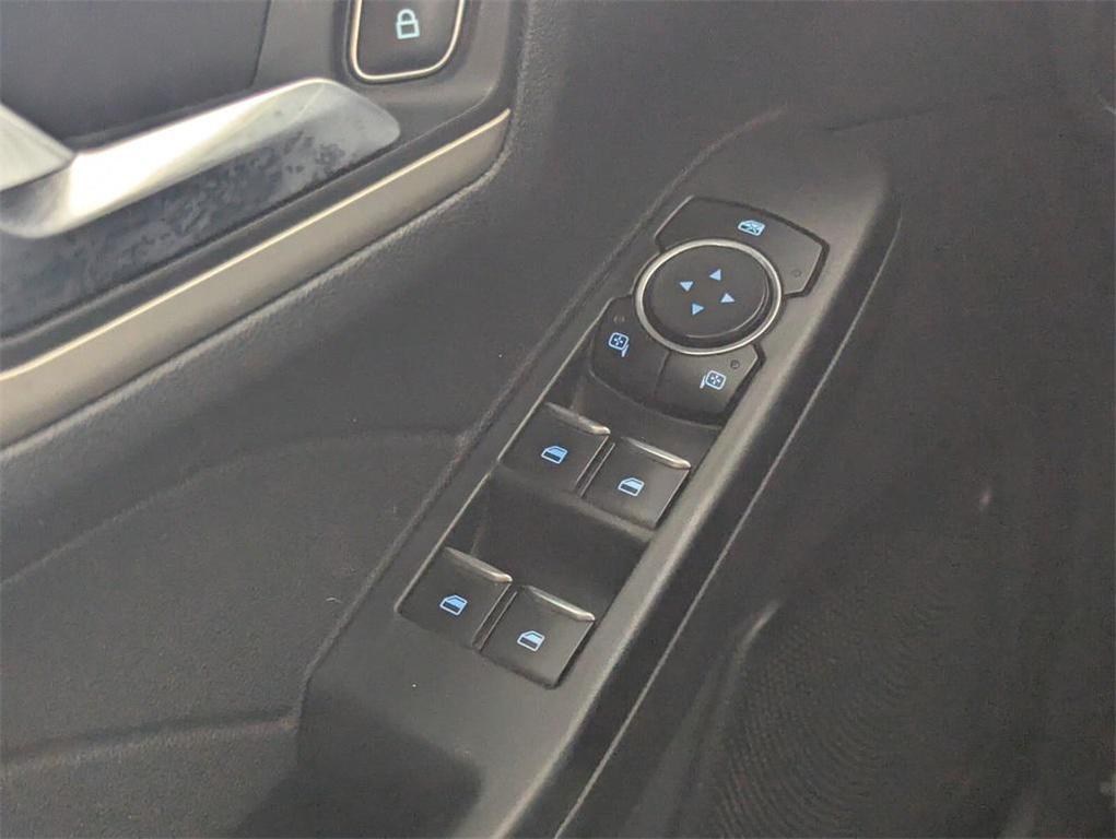 used 2022 Ford Escape car, priced at $12,995