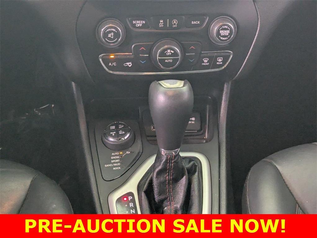 used 2015 Jeep Cherokee car, priced at $5,991