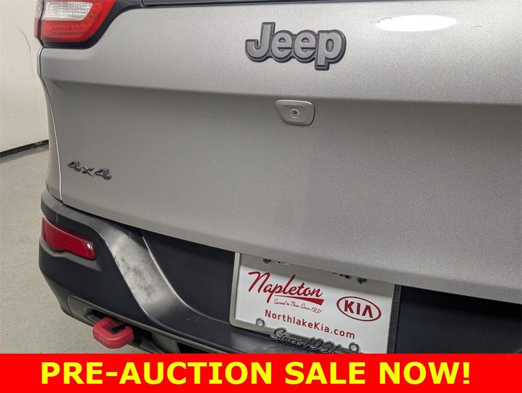used 2015 Jeep Cherokee car, priced at $5,991