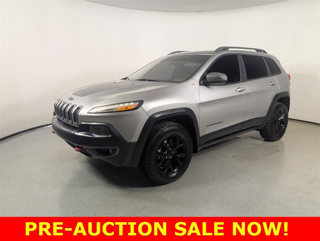 used 2015 Jeep Cherokee car, priced at $5,991