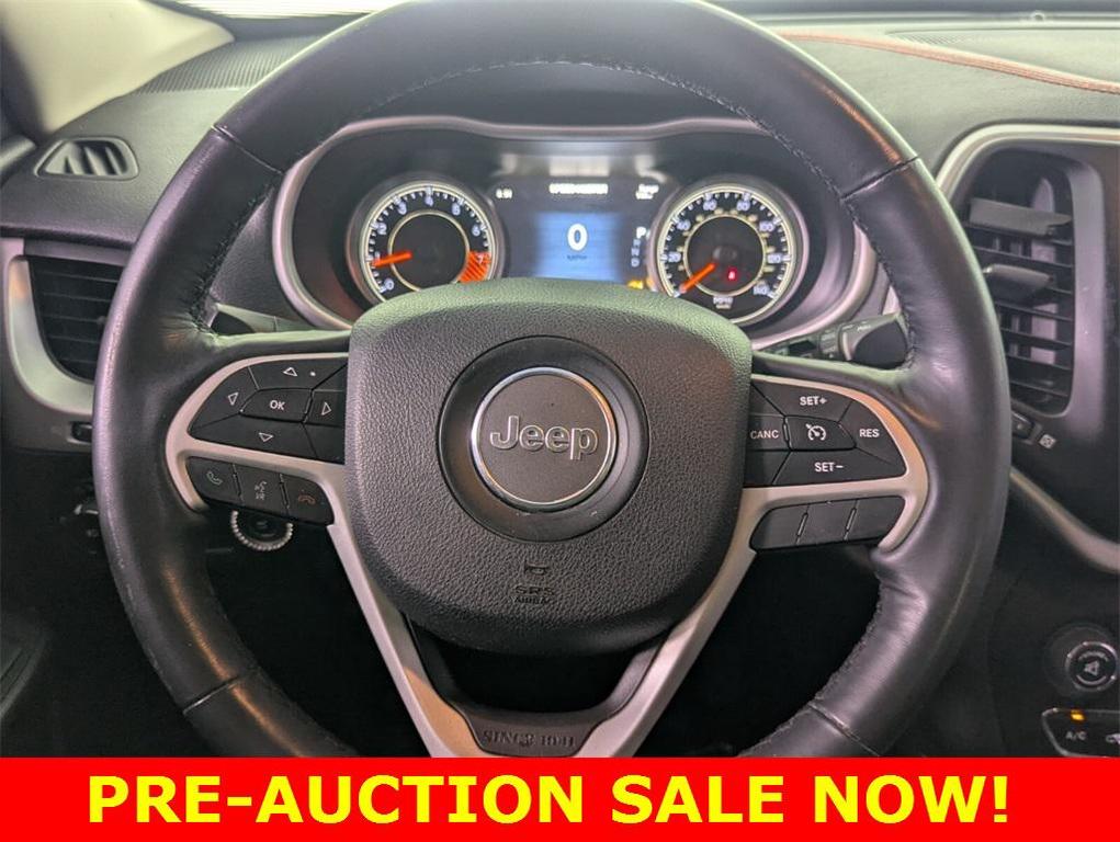 used 2015 Jeep Cherokee car, priced at $5,991