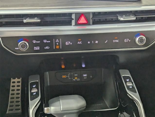 new 2025 Kia Sorento car, priced at $48,820