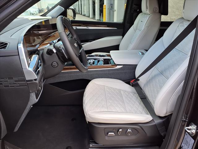 new 2026 Cadillac Escalade ESV car, priced at $135,070