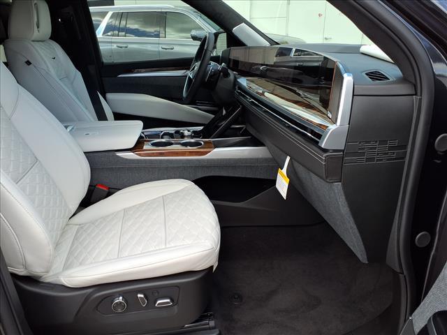 new 2026 Cadillac Escalade ESV car, priced at $135,070