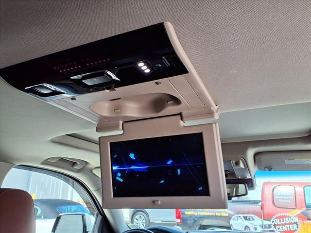 used 2015 Cadillac Escalade car, priced at $25,864
