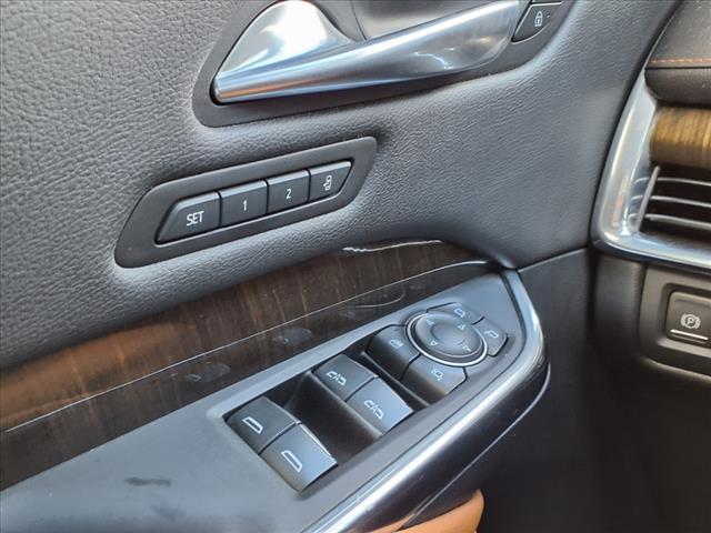 used 2021 Cadillac XT4 car, priced at $25,149