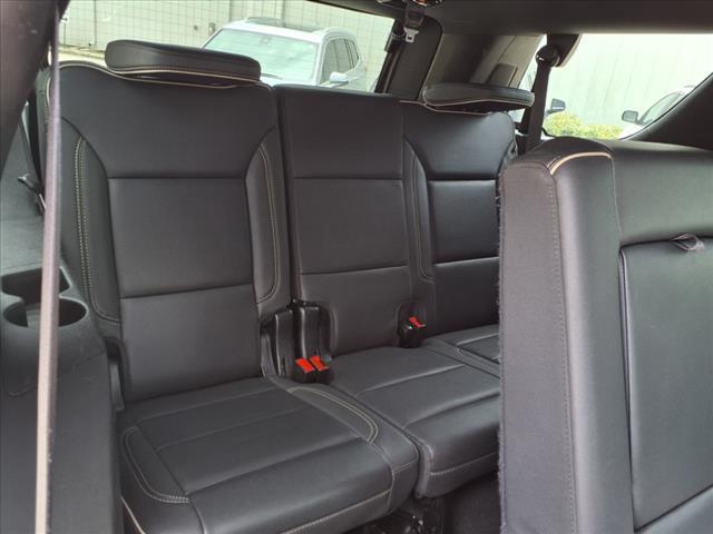 used 2023 GMC Yukon car, priced at $49,424