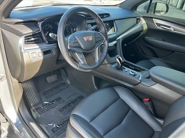 used 2021 Cadillac XT5 car, priced at $26,990