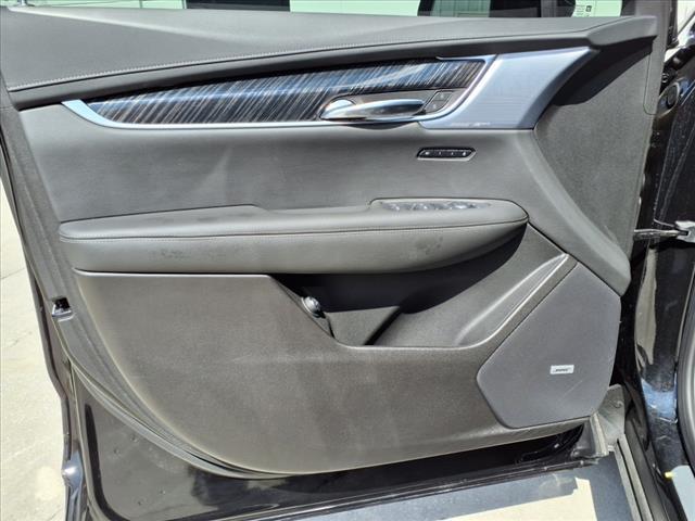 used 2024 Cadillac XT6 car, priced at $42,430
