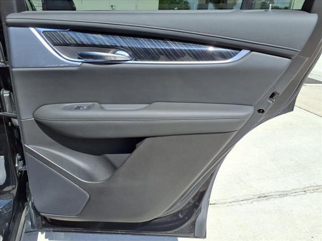 used 2024 Cadillac XT6 car, priced at $42,430