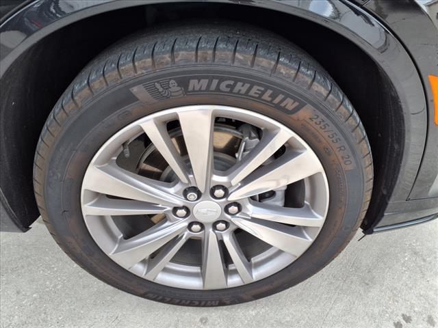 used 2024 Cadillac XT6 car, priced at $42,863