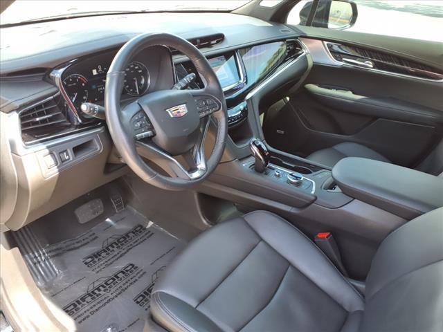 used 2024 Cadillac XT6 car, priced at $42,430