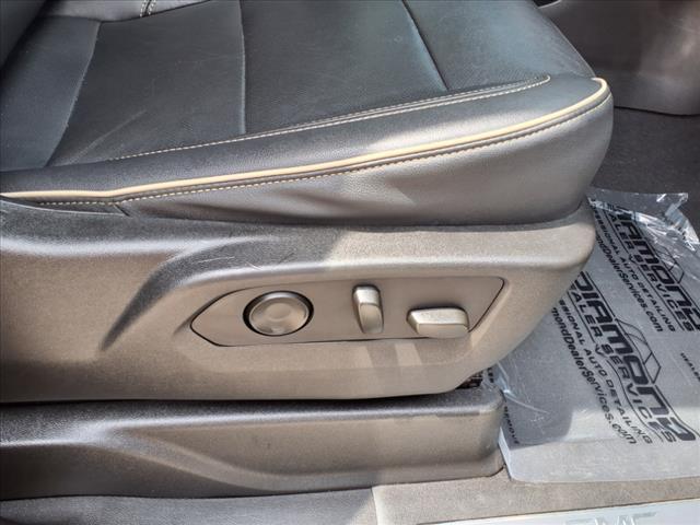 used 2021 GMC Yukon car, priced at $39,152