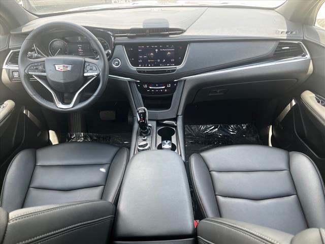 used 2022 Cadillac XT6 car, priced at $28,250