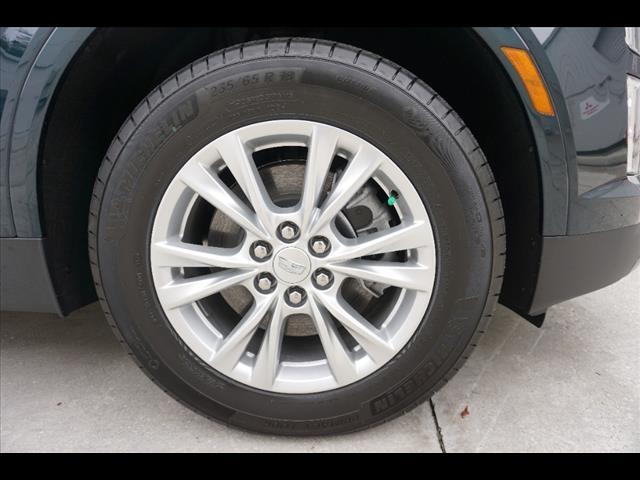 new 2025 Cadillac XT5 car, priced at $46,415