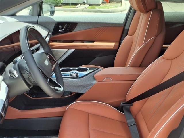 new 2025 Cadillac OPTIQ car, priced at $58,190