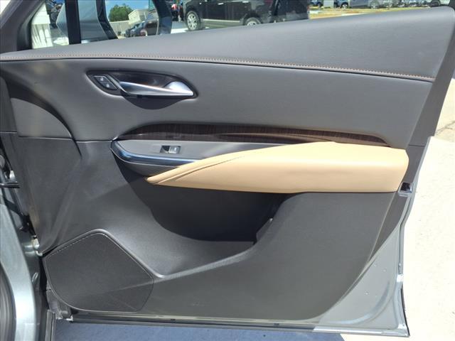 used 2025 Cadillac XT4 car, priced at $36,297