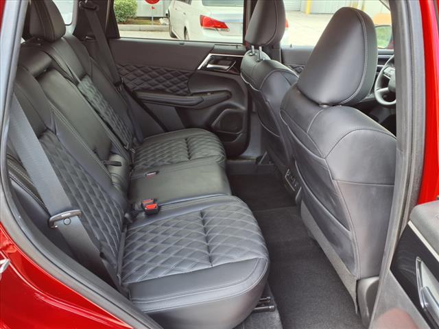 used 2024 Mitsubishi Outlander car, priced at $30,042