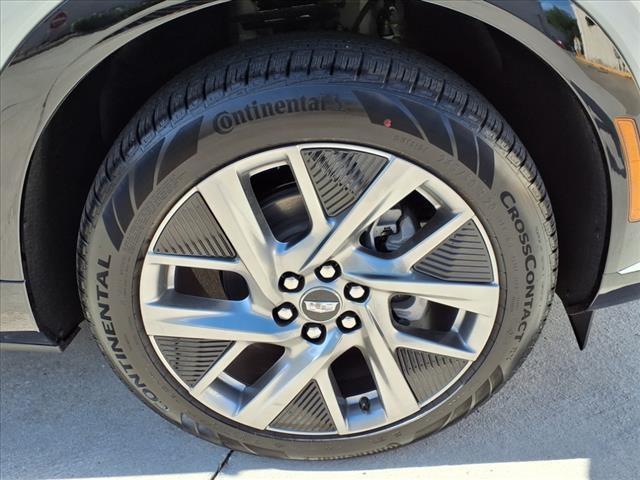 new 2025 Cadillac OPTIQ car, priced at $55,015
