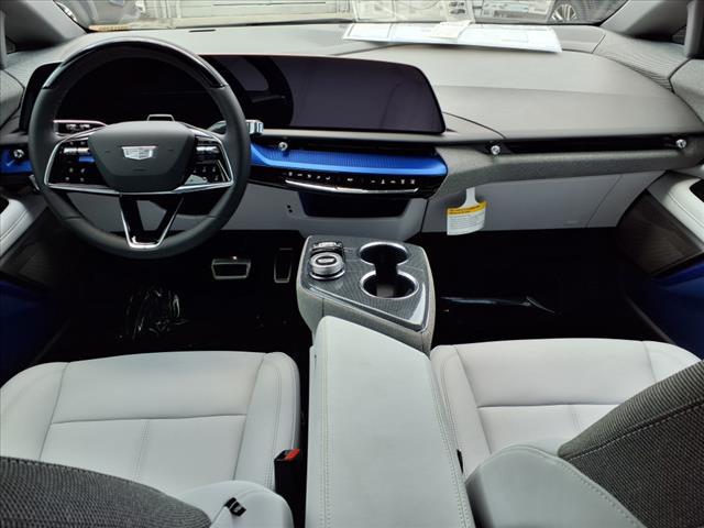 new 2025 Cadillac OPTIQ car, priced at $54,990